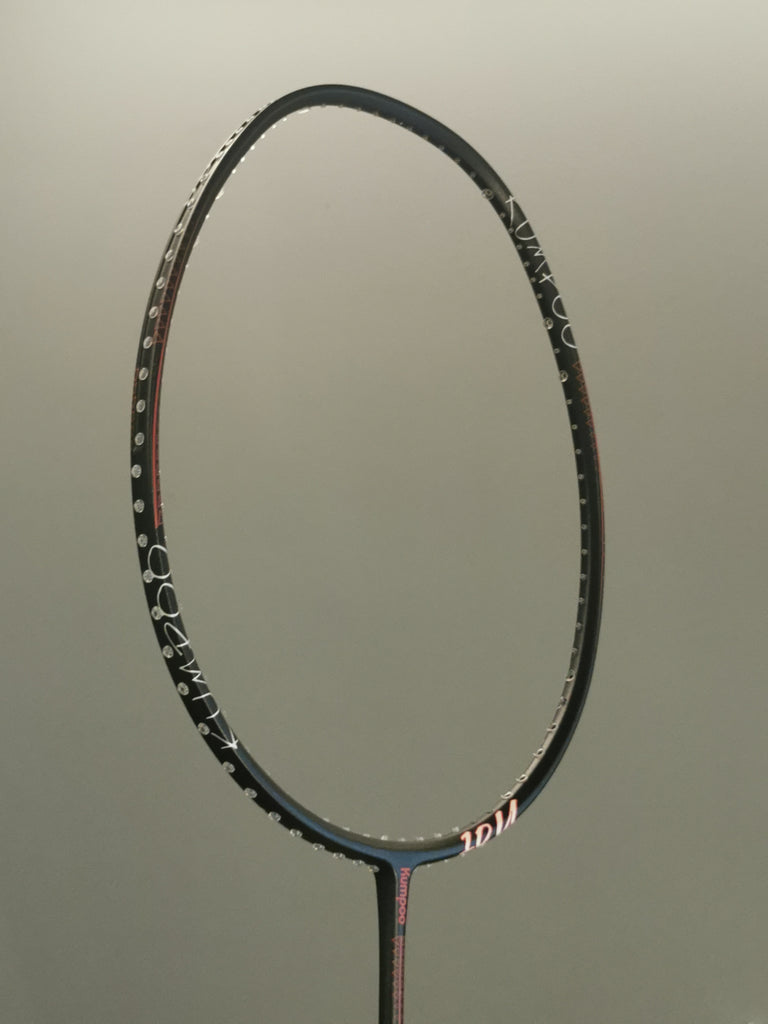 Kumpoo superlight 10u badminton racket OFFICIALLY the lightest racket