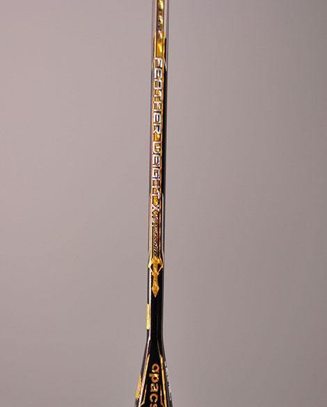 Apacs Featherweight xs superlight badminton racket - badminton racket review