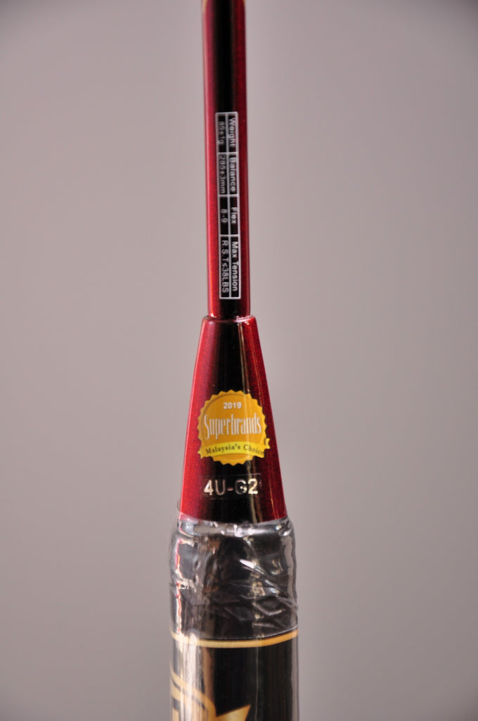 Apacs Edgesaber 10 badminton racket | badminton racket review