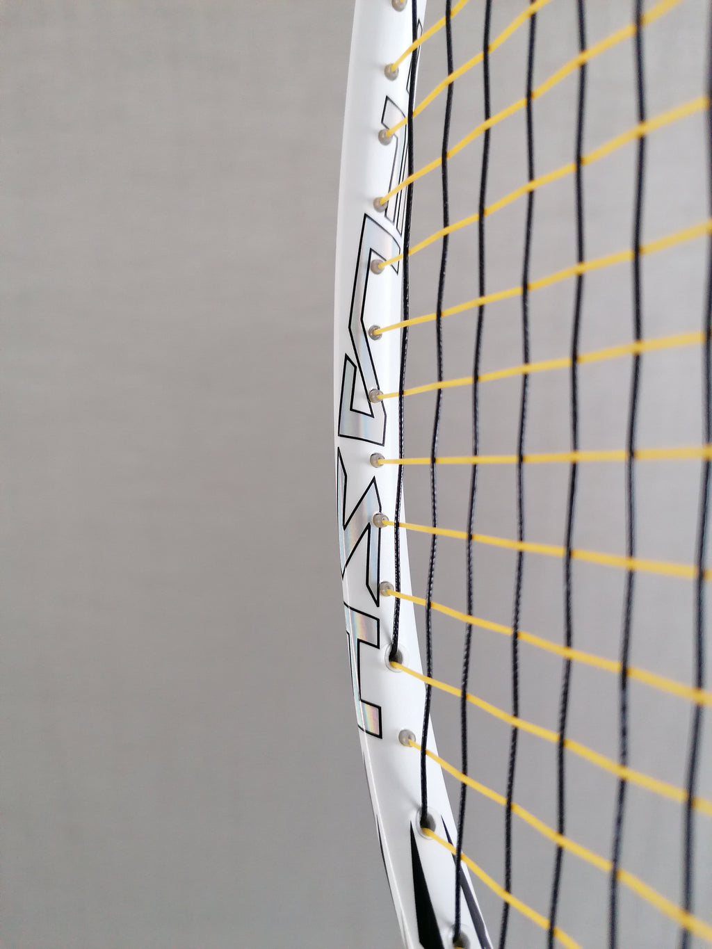 YangYang/Young Y-Flash 100 4u professional Badminton Racket - badminton racket review