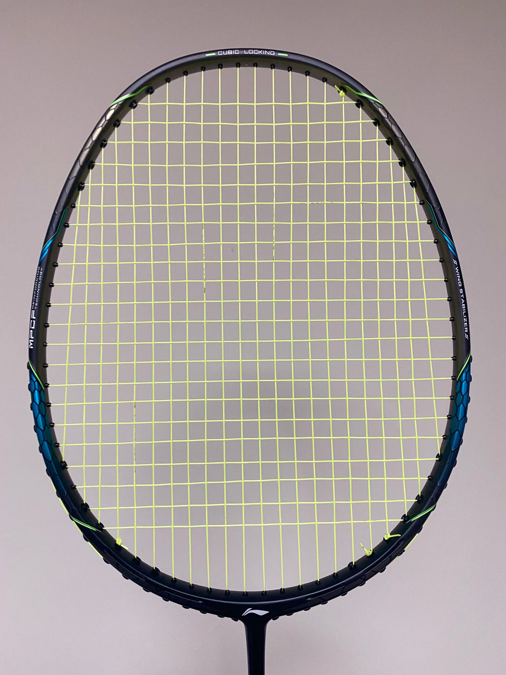 Li-Ning Aeronaut 8000 Combat Badminton Racket - badminton racket review