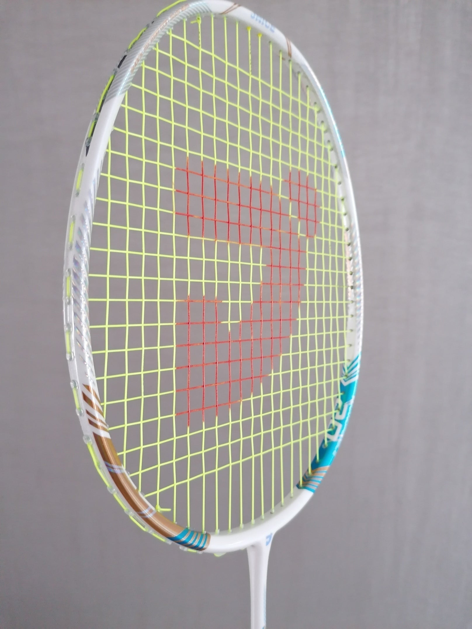 ラケット JNICE Ultra Aero 20 4UG5 JNICE Ultra Aero 20 4UG5 - メルカリ