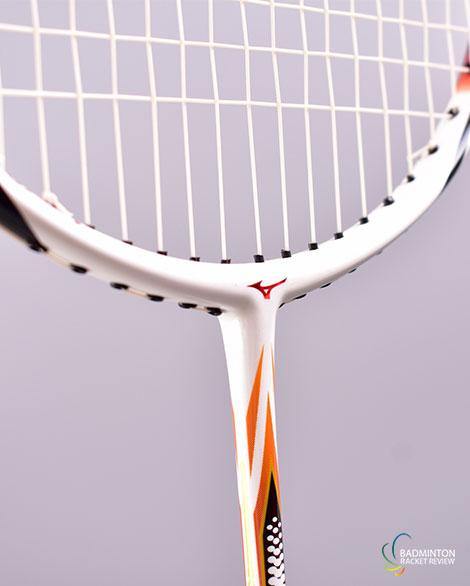 Mizuno Lumasonic 5 IN badminton racket - badminton racket review