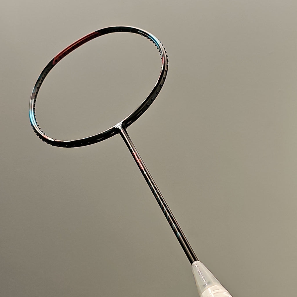 Victor Auraspeed Hang U Badminton Racket | badminton racket review