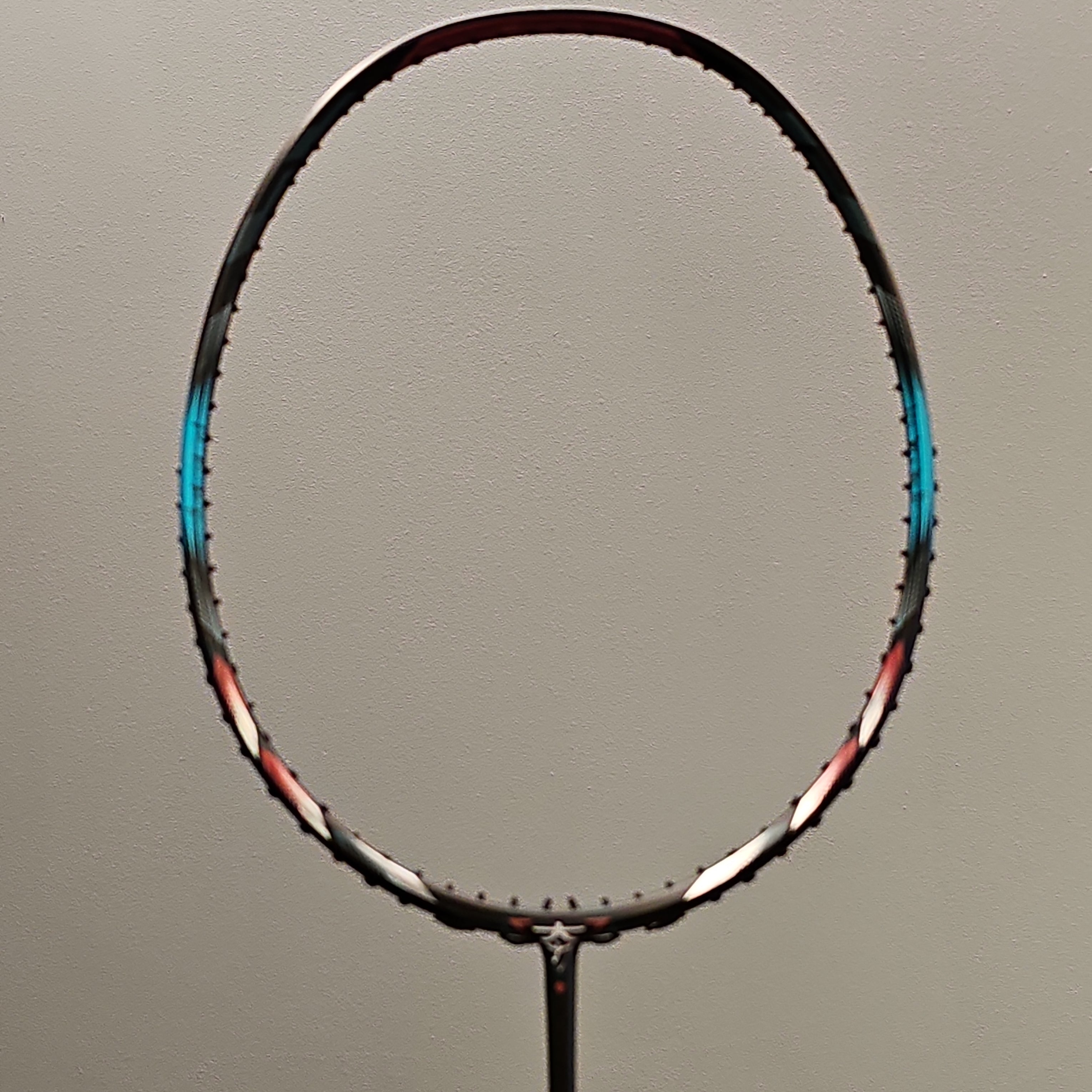 Victor Auraspeed Hang U Badminton Racket badminton racket review