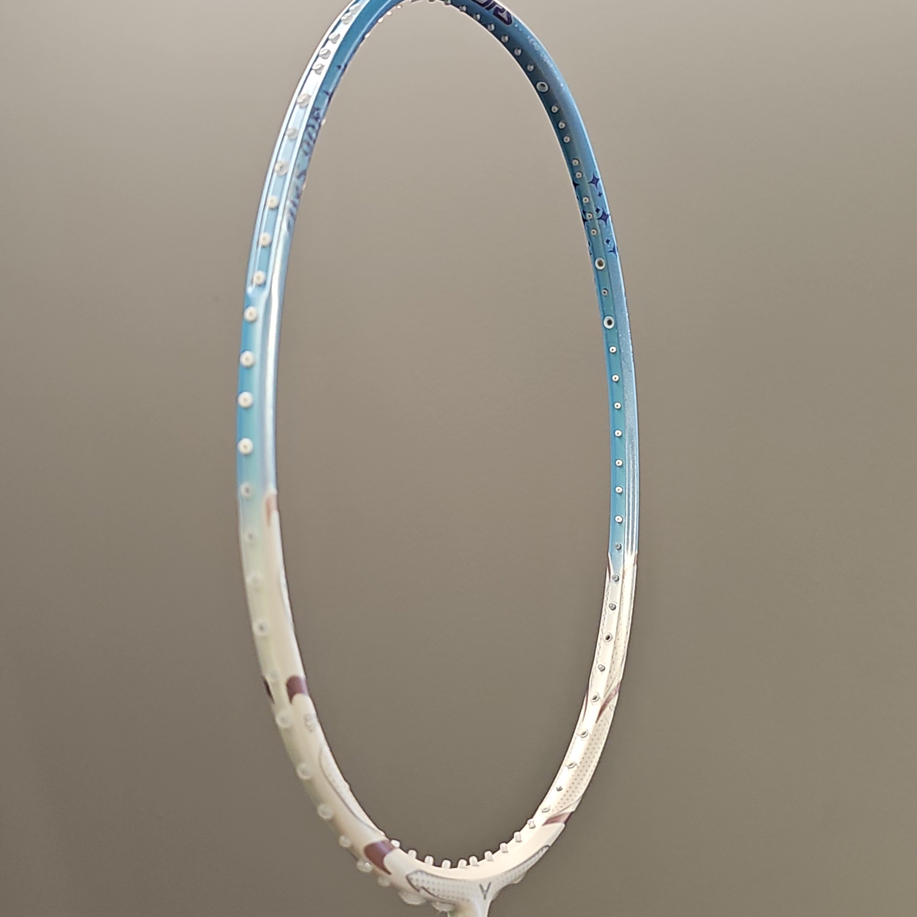 Victor AuraSpeed 90F Badminton Racket | badminton racket review