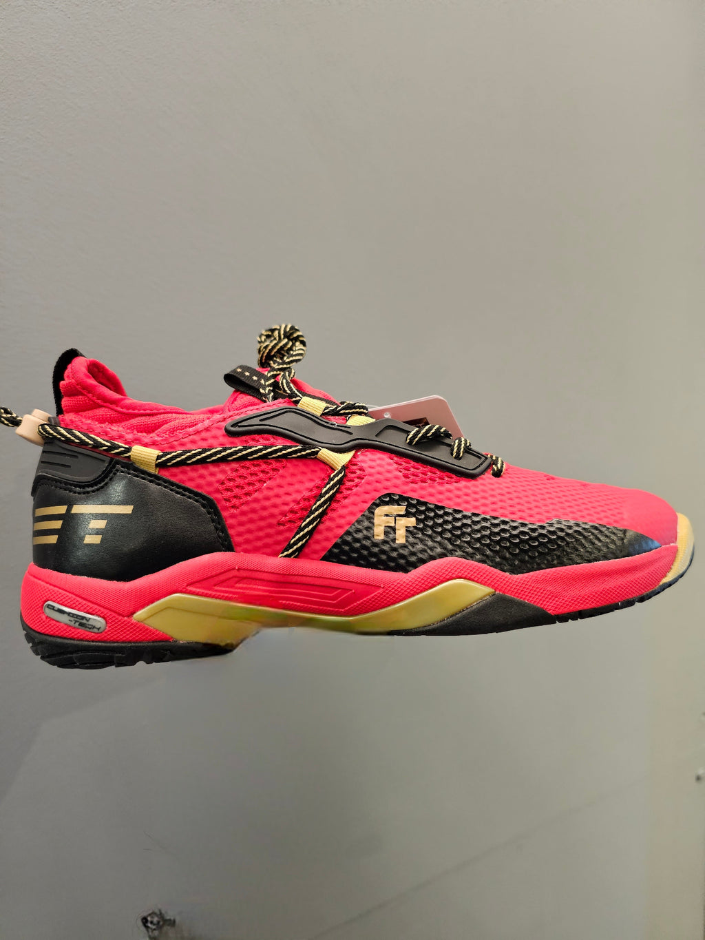 Flying Badminton Racket Felet FLYING PRO RED/BLACK Professional Badminton Shoes | badminton ...