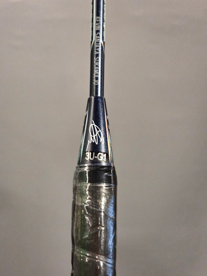 YOUNG® KAMPIOEN SS800 Badminton Racket (Pro) Kevin Sukamuljo