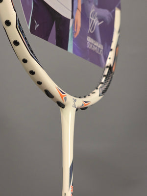 YOUNG® KAMPIOEN SS900 Badminton Racket (Pro) Kevin Sukamuljo