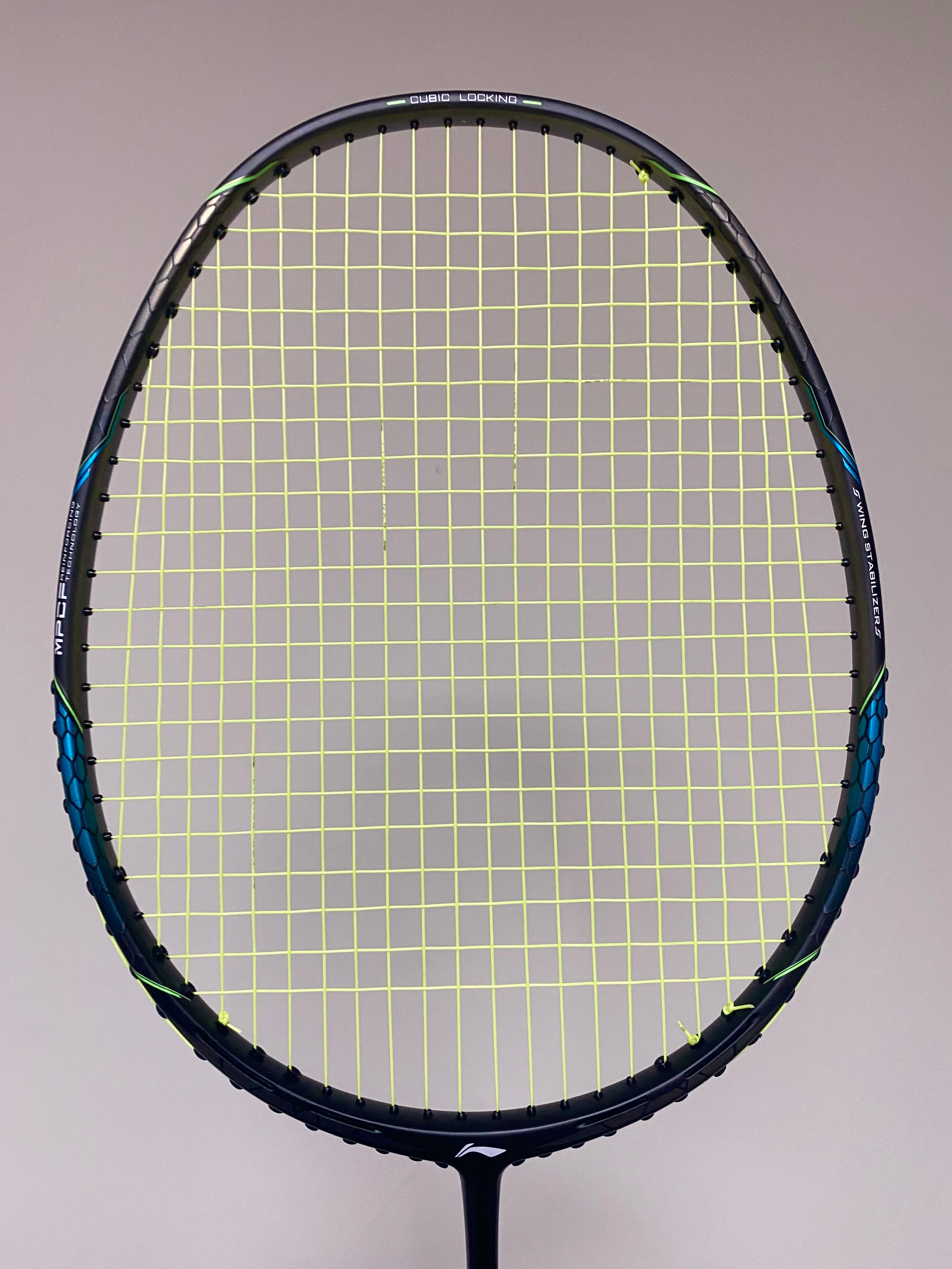 Li-Ning Aeronaut 8000 Combat Badminton Racket | badminton racket