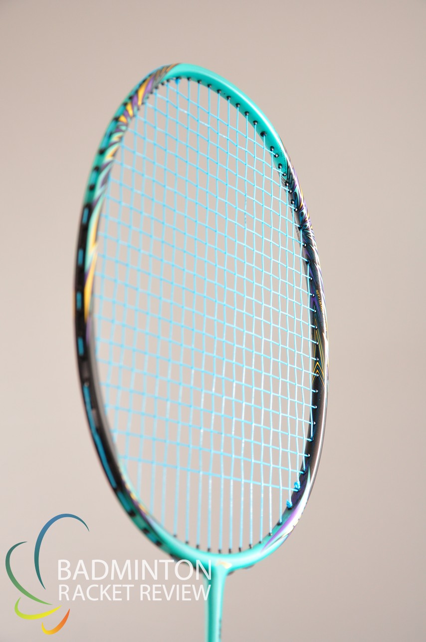 Li-Ning Bladex 700 Badminton Racket - badminton racket review