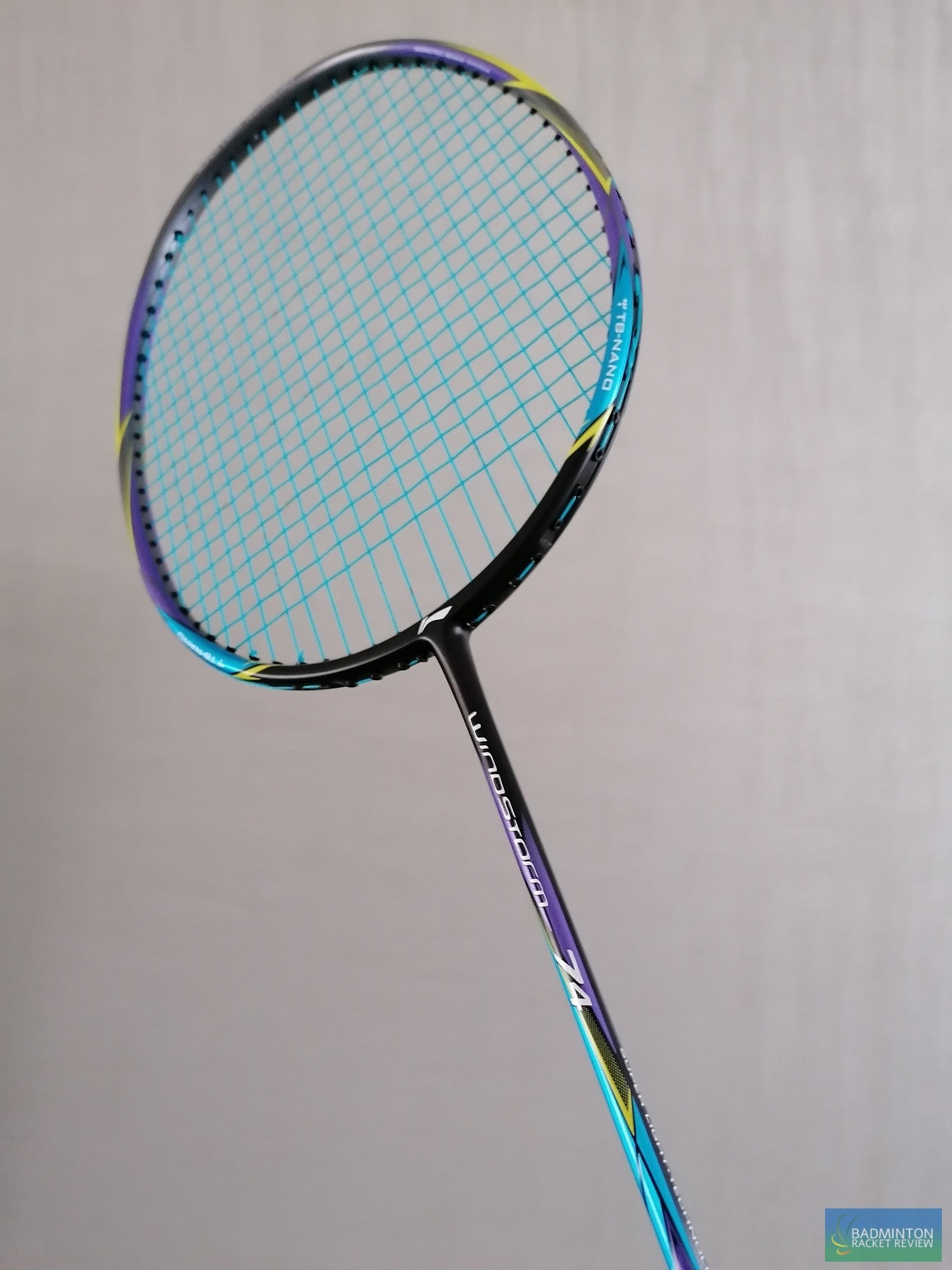 Li Ninig Racket Li-Ning Windstorm 74 badminton racket strung | badminton racket review