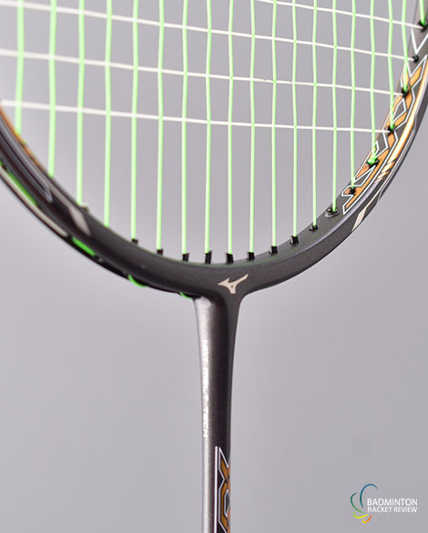 Mizuno XYST-03 badminton racket