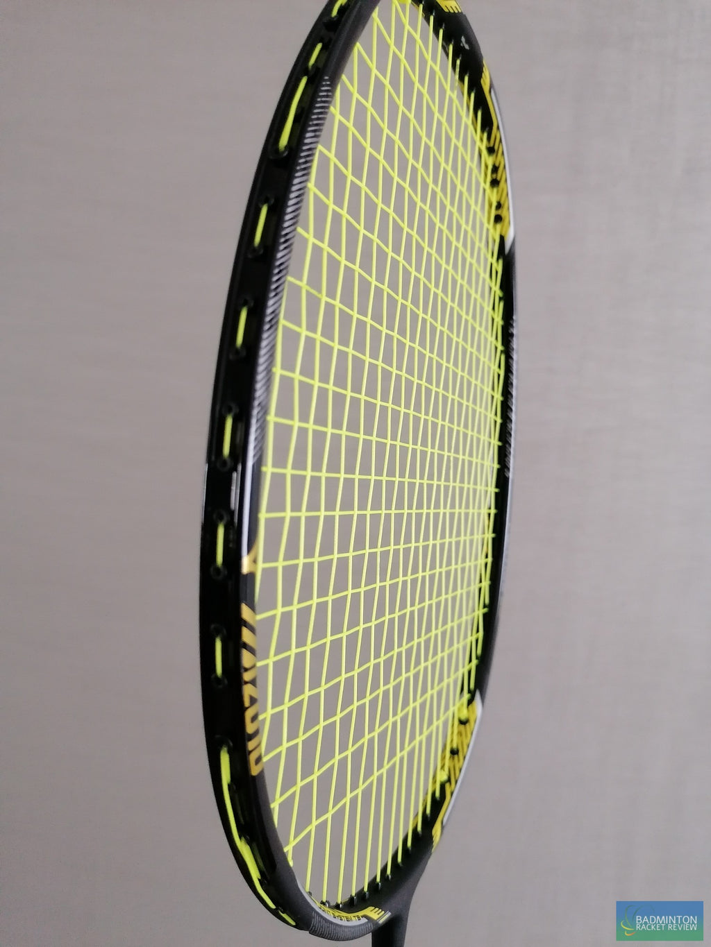 Mizuno Fortius 20 Badminton Racket | badminton racket review