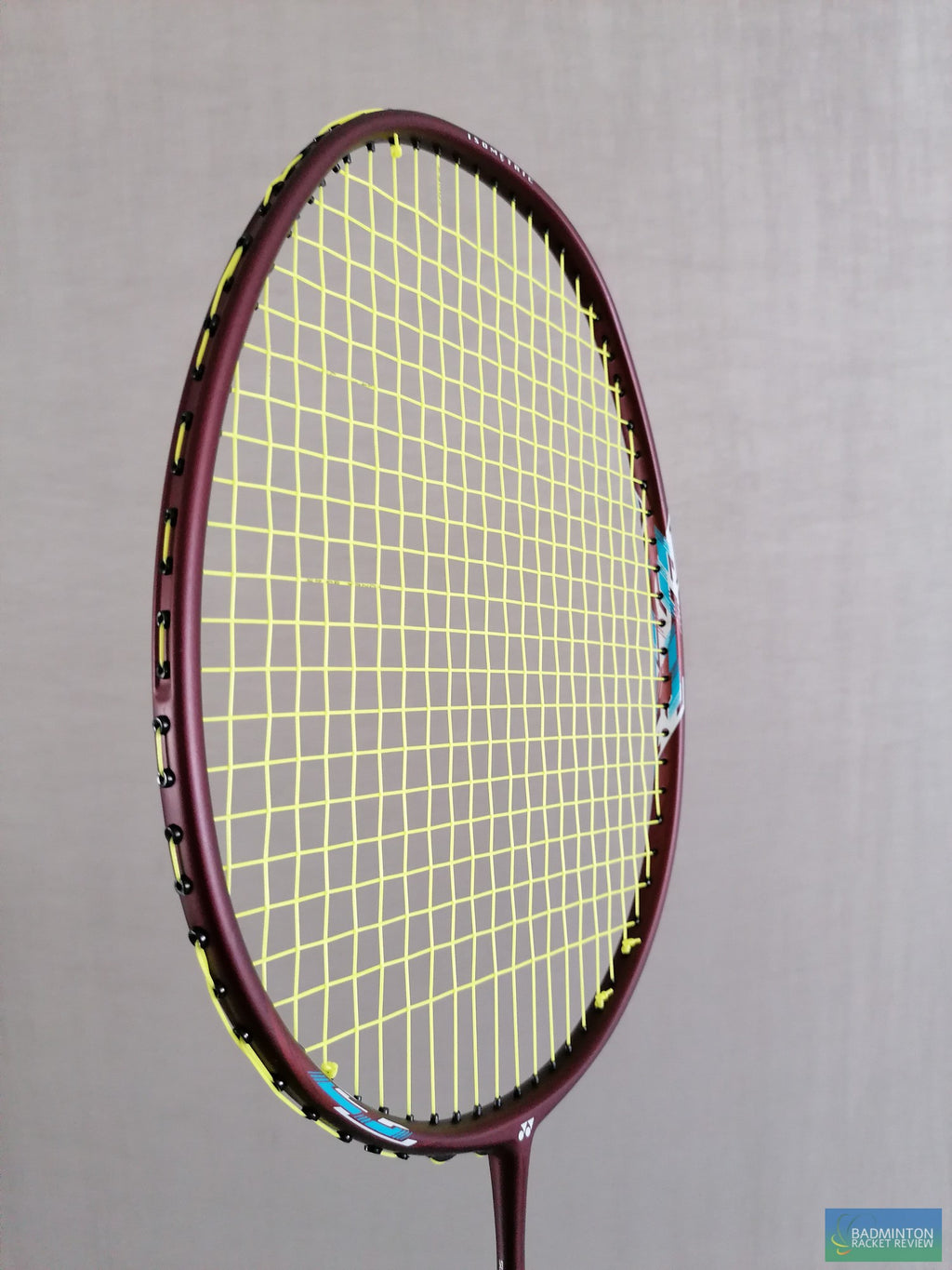 Yonex Nanoflare Lite 29iS Badminton Racket - badminton racket review